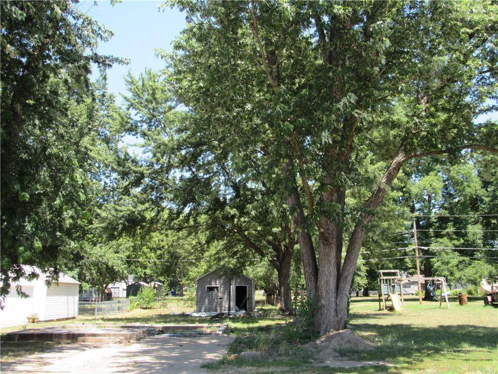 Sedalia, MO 65301,1407 E 6th ST