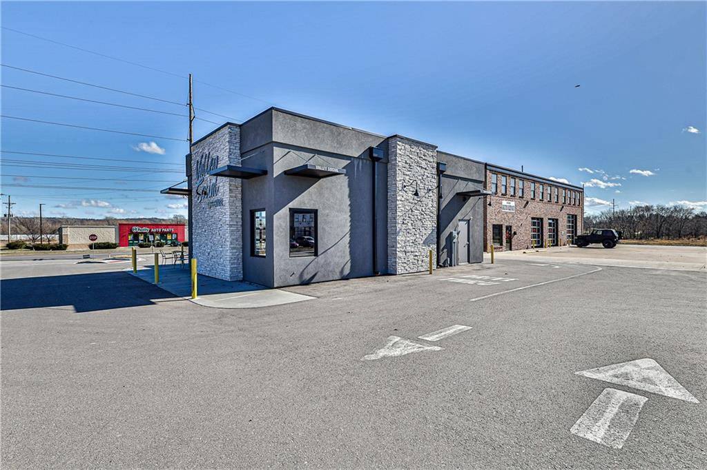 Grain Valley, MO 64029,120 Buckner Tarsney RD