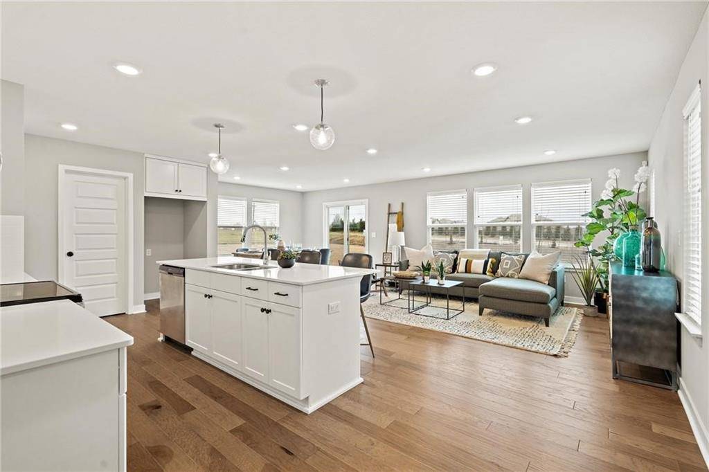 Lake Lotawana, MO 64086,12614 S Red Fox ST