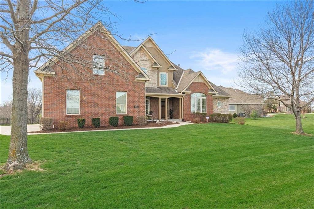 Parkville, MO 64152,8165 NW Masters LN