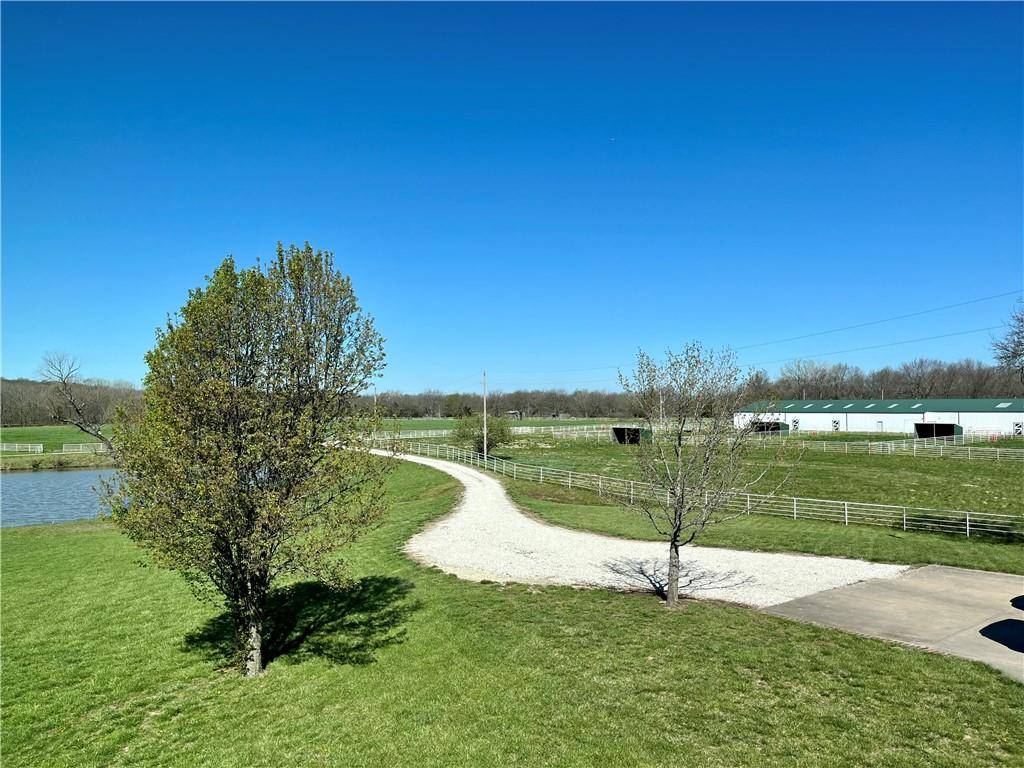 Paola, KS 66071,15523A W 303rd ST