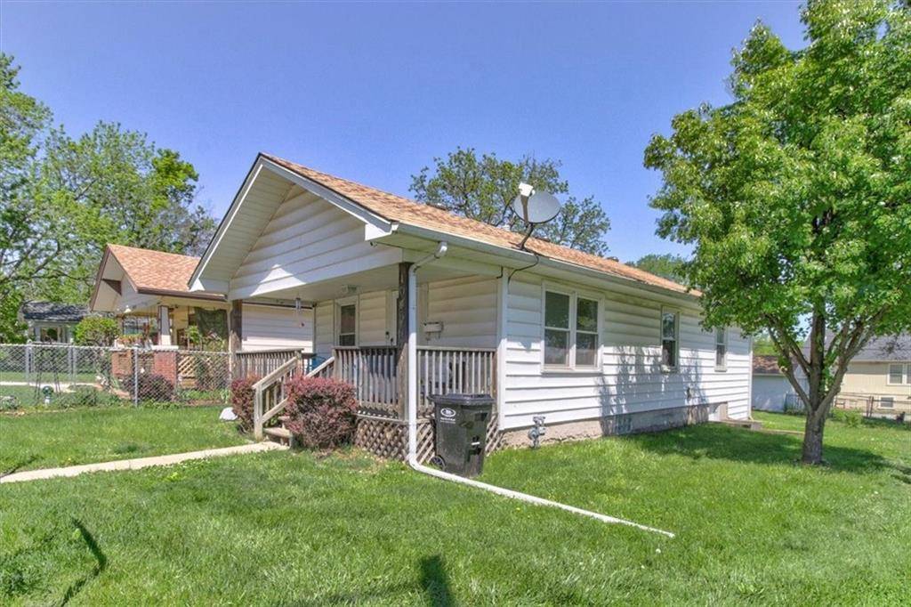 Independence, MO 64055,1046 E Smith AVE