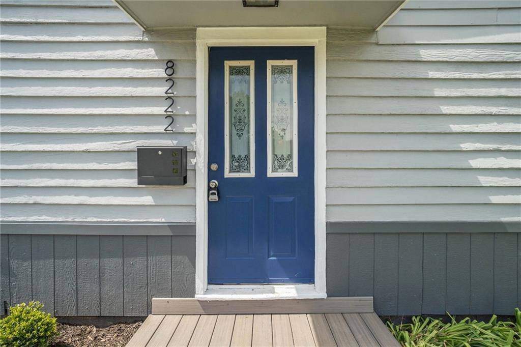 Overland Park, KS 66204,8222 Santa Fe DR