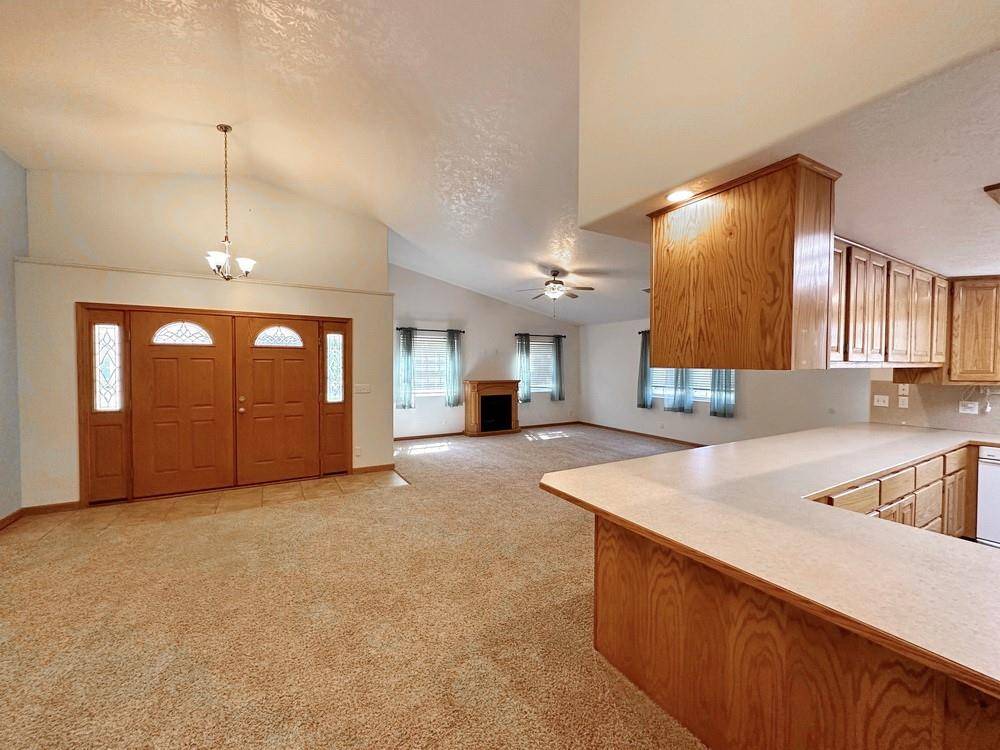 El Dorado Springs, MO 64744,2564 S 365 RD