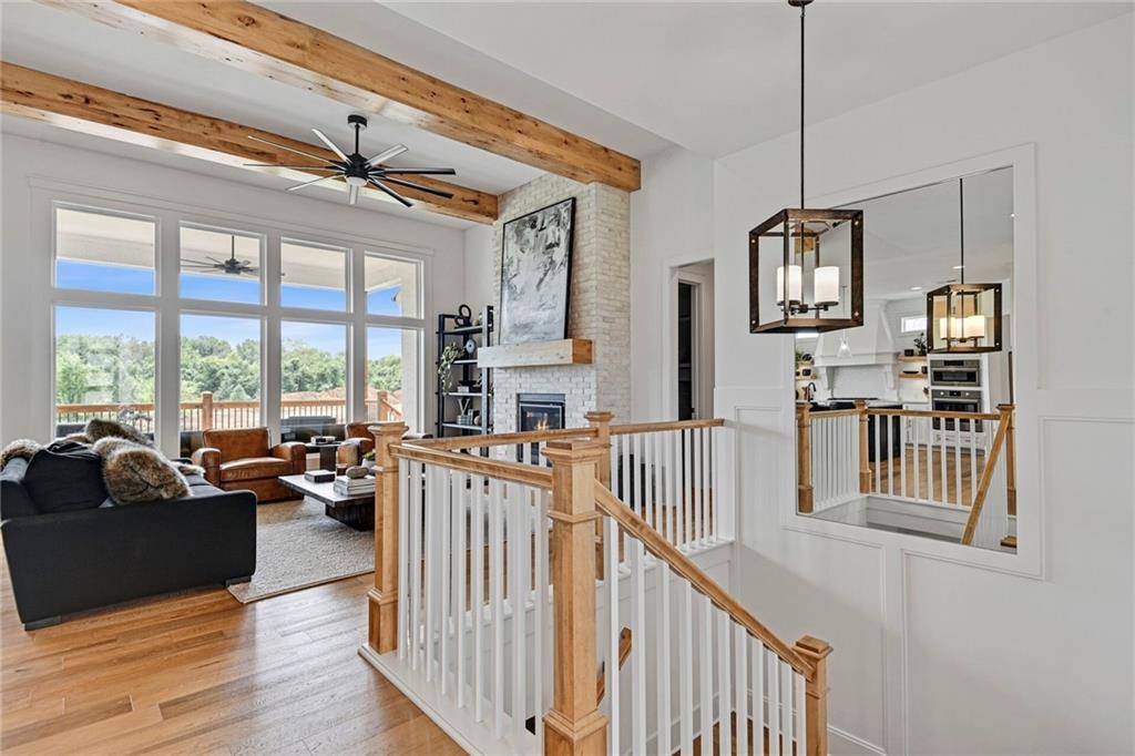 Overland Park, KS 66221,17005 Parkhill ST