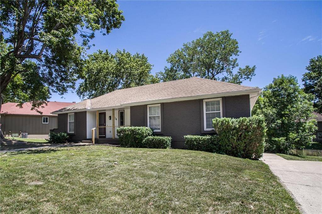 Blue Springs, MO 64015,704 N 39th ST