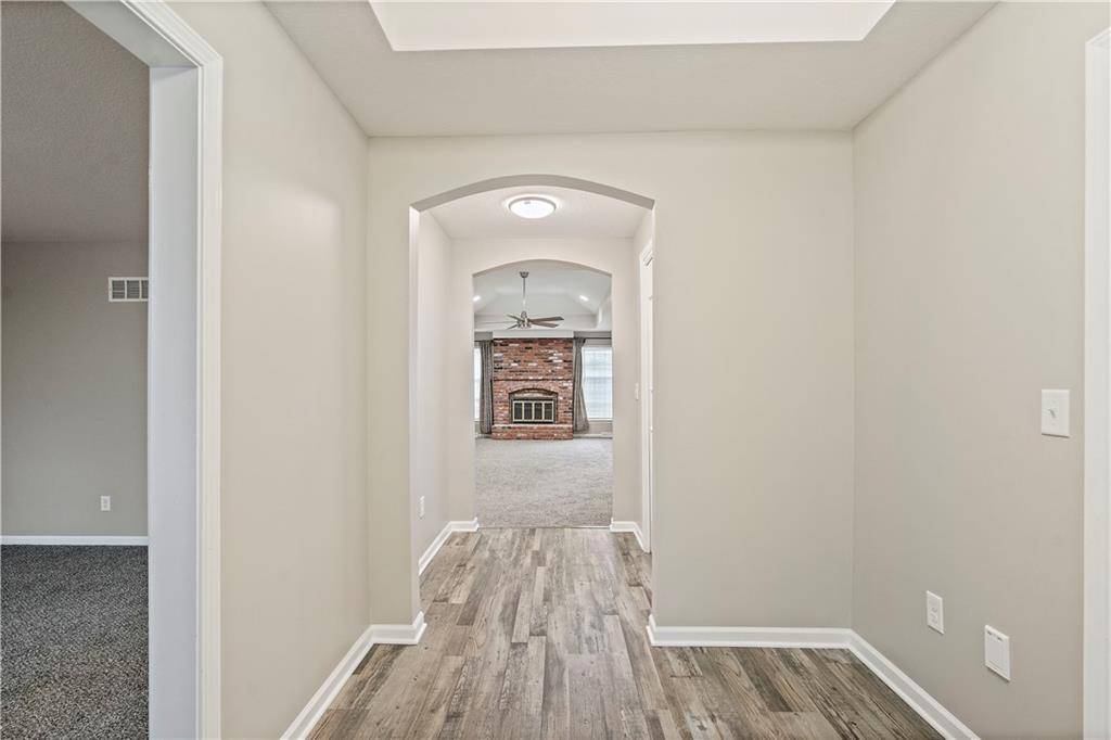 Independence, MO 64052,3351 S Norwood AVE