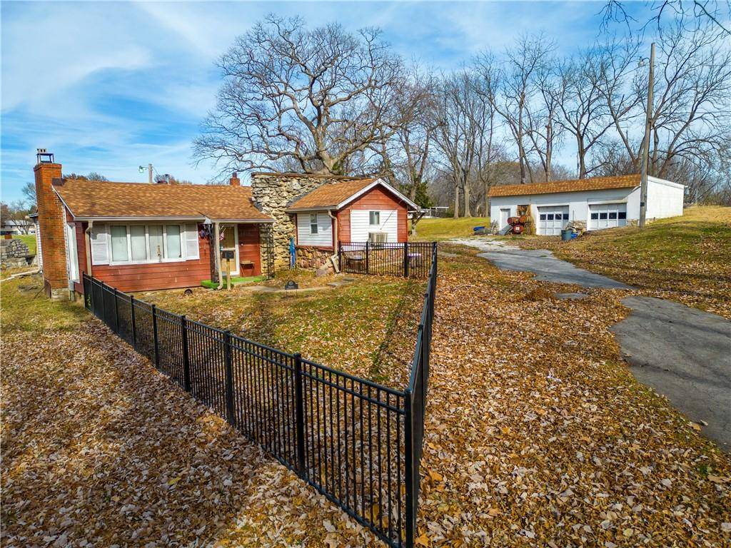 Kansas City, KS 66104,6666 Parkview AVE