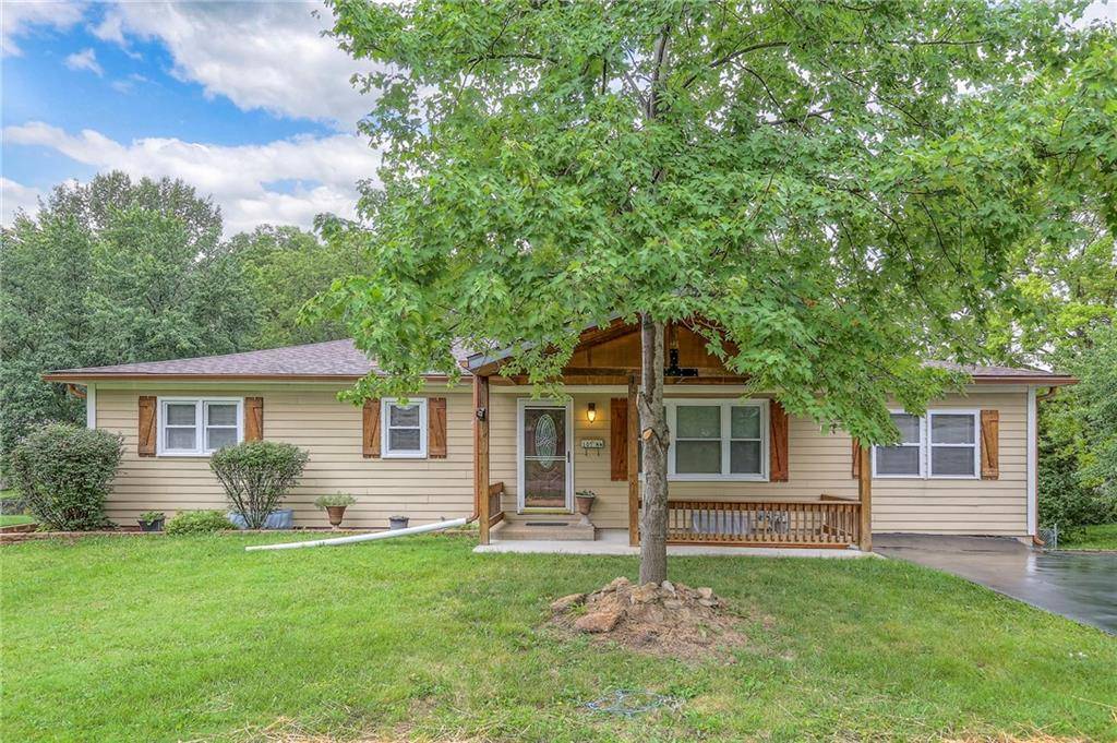 Blue Springs, MO 64015,105 NW 22nd ST