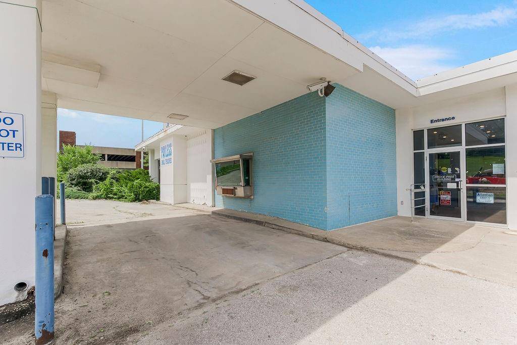 Independence, MO 64050,11610 E Truman RD