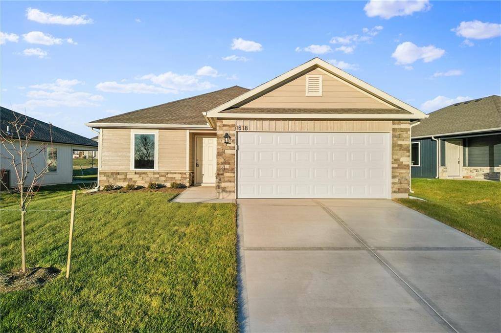 Belton, MO 64012,1618 Maci ST