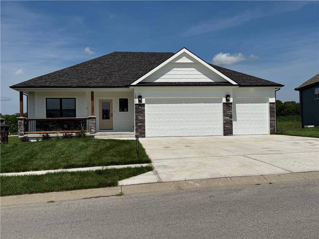 Platte City, MO 64079,12870 N Champanel WAY