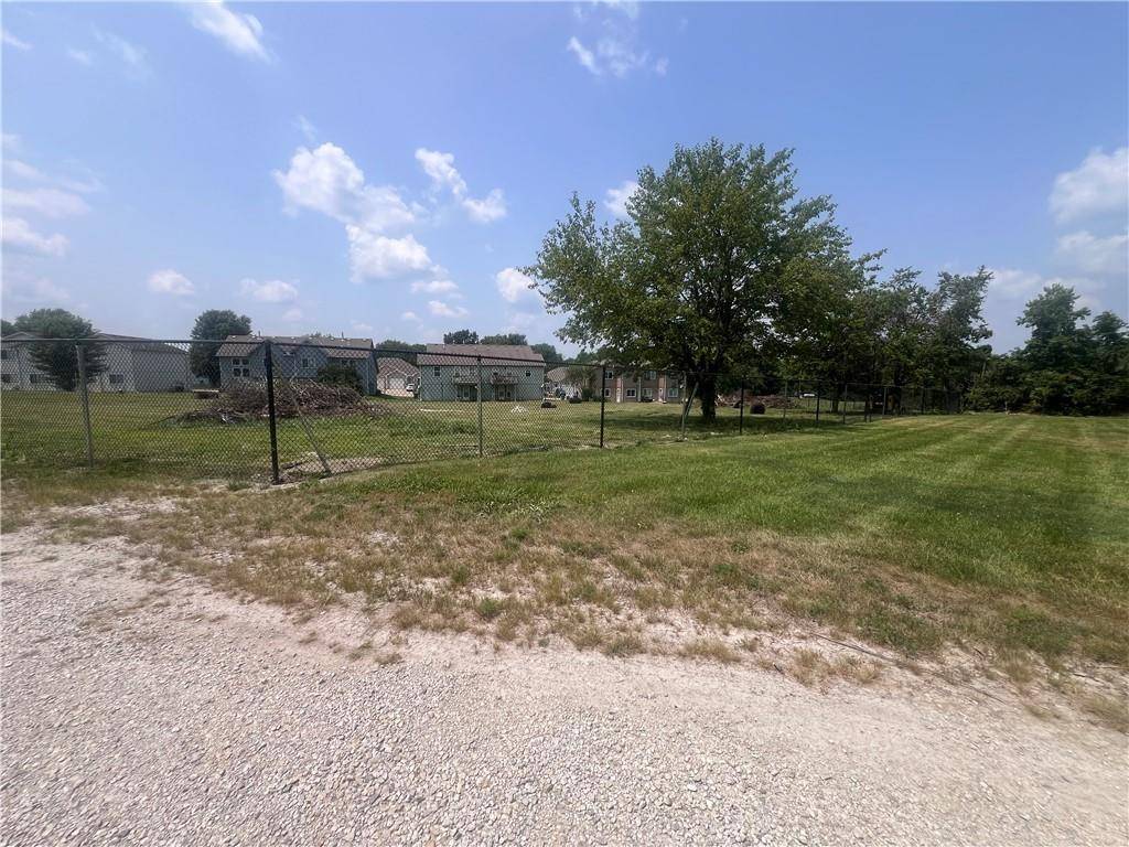 Peculiar, MO 64078,LOT 42 & 43 Maple CIR