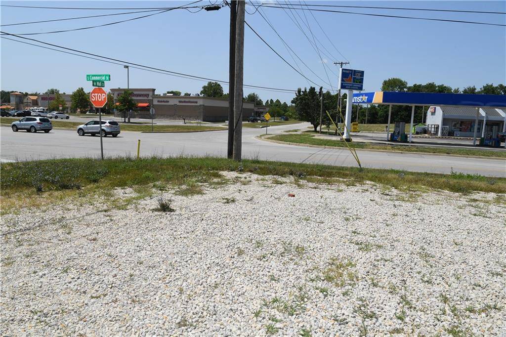 Harrisonville, MO 64701,103 S Commercial ST