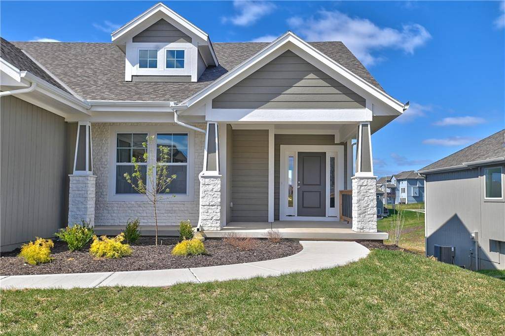 Shawnee, KS 66226,6120 Barth RD