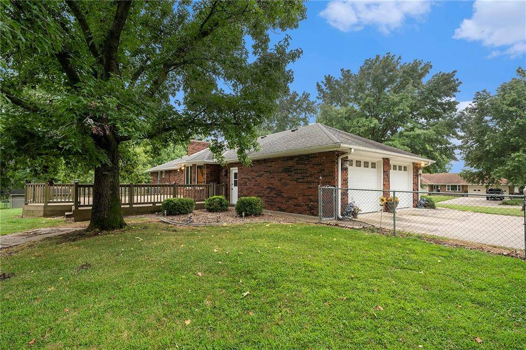 St Joseph, MO 64505,6003 Palomino DR