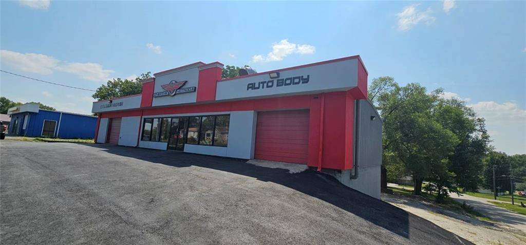 Independence, MO 64055,801 E 23rd ST
