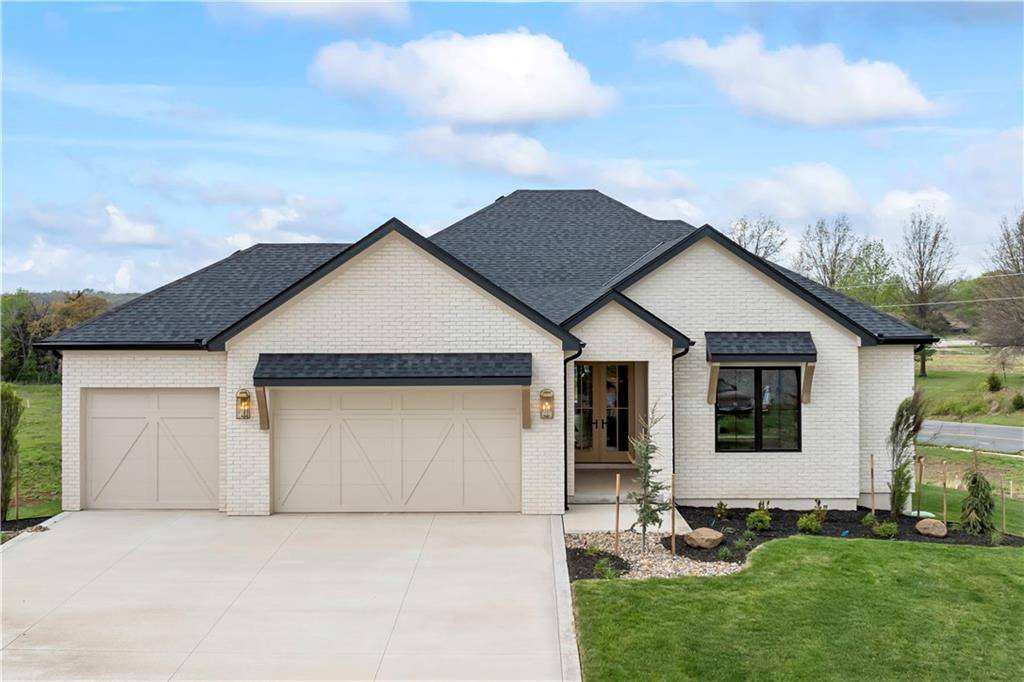 Lee's Summit, MO 64086,1816 NE Lashbrook CIR