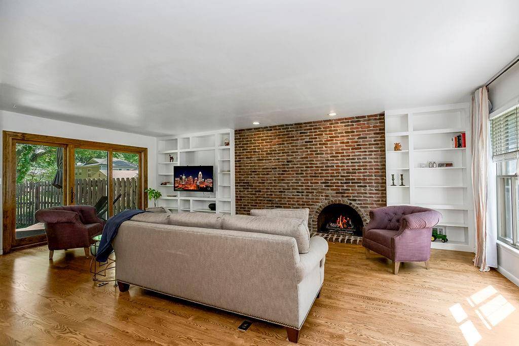 Prairie Village, KS 66208,3130 W 77th ST