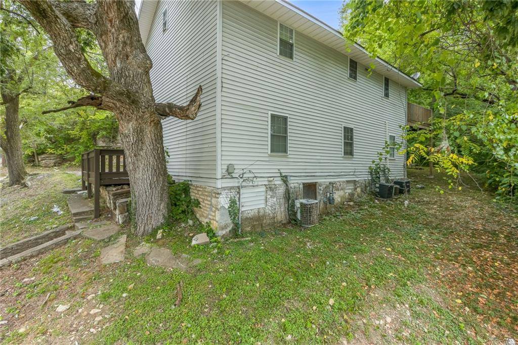 Excelsior Springs, MO 64024,507 Henrie ST