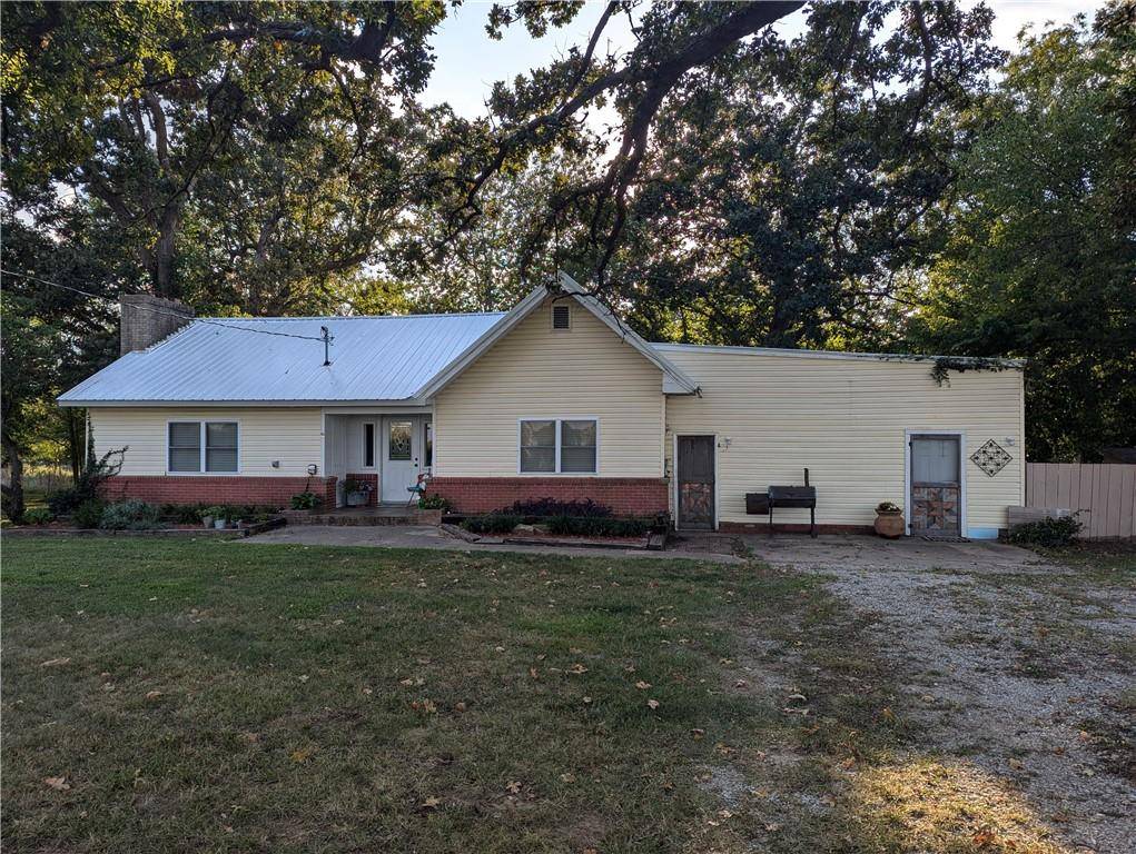 Nevada, MO 64772,14356 S 1400 RD