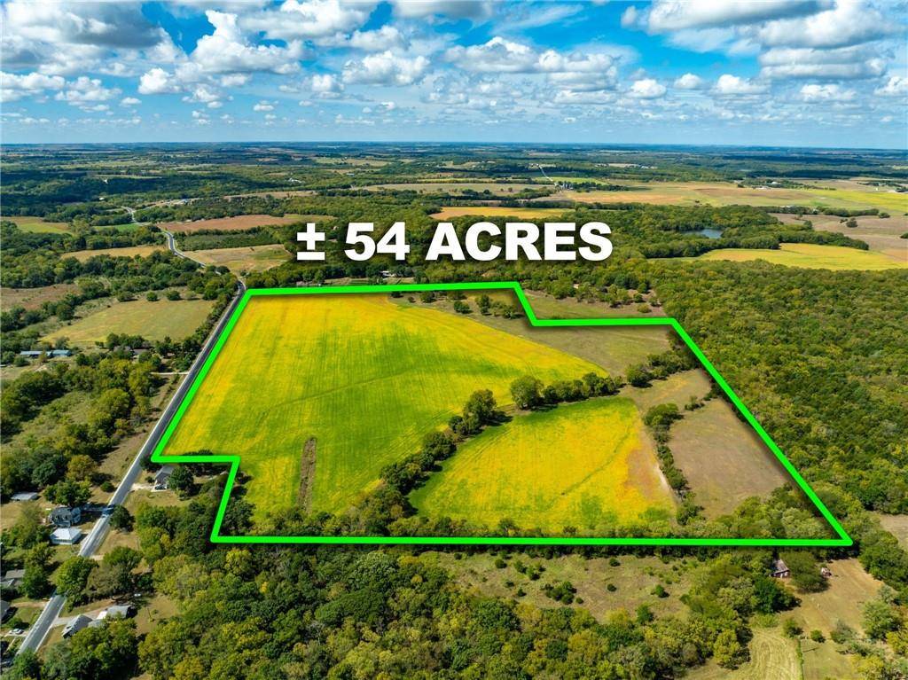 Lawrence, KS 66047,878 E 750th RD