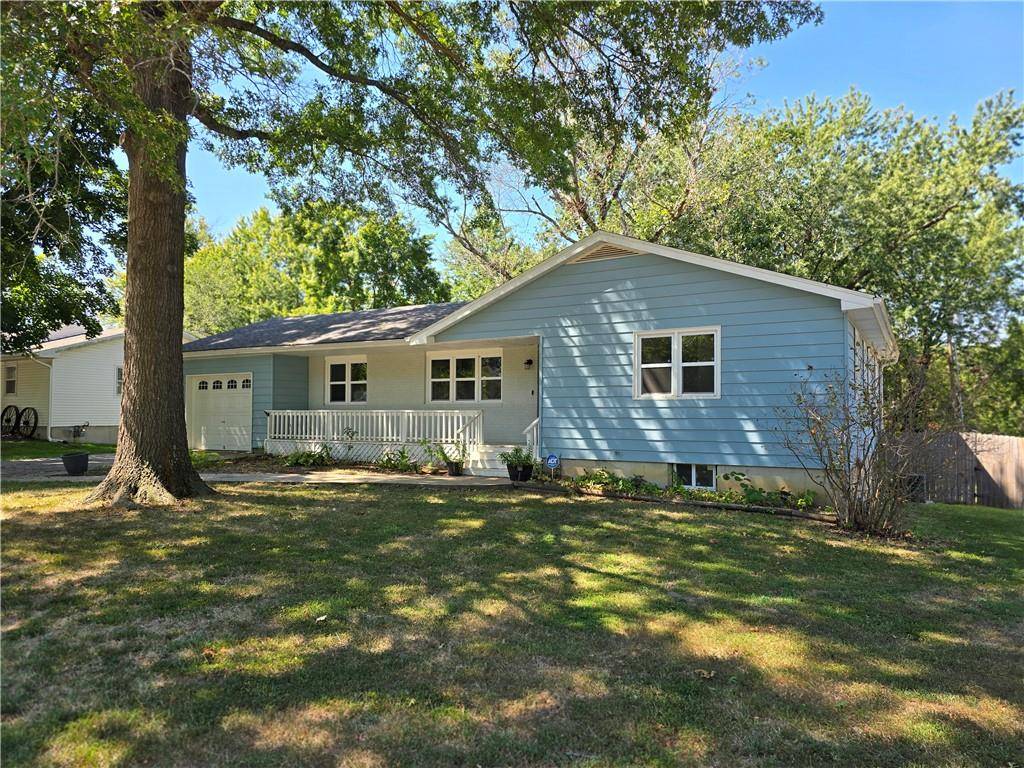 Clinton, MO 64735,1507 S Main ST