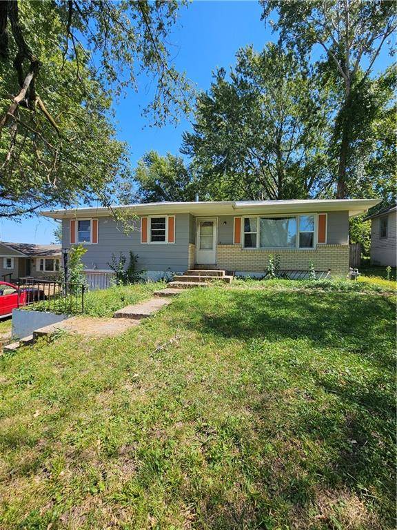 St Joseph, MO 64506,3837 Maplewood DR