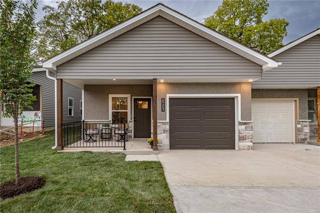 Raytown, MO 64133,5826 Hunter CT