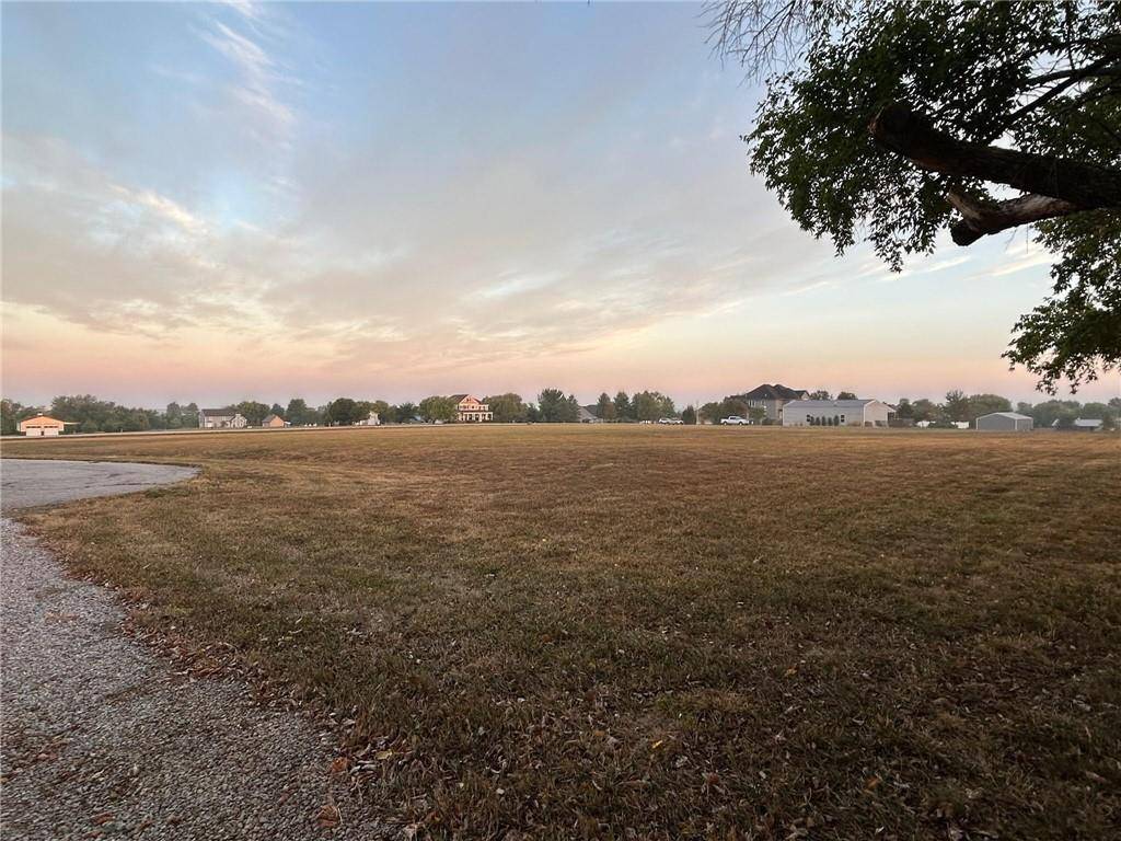 Louisburg, KS 66053,00000 Highland DR
