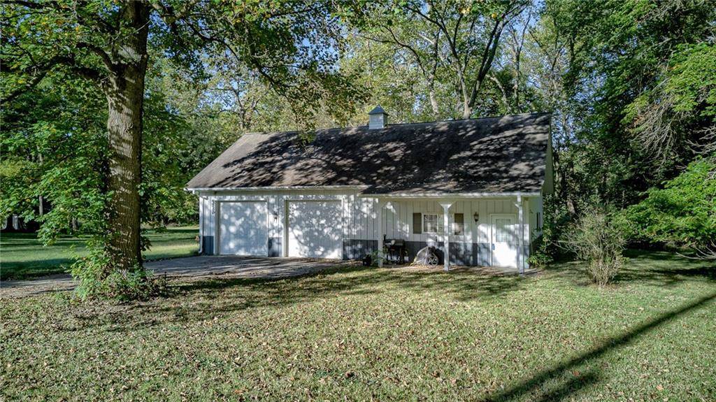 Smithville, MO 64089,418 N 169 HWY