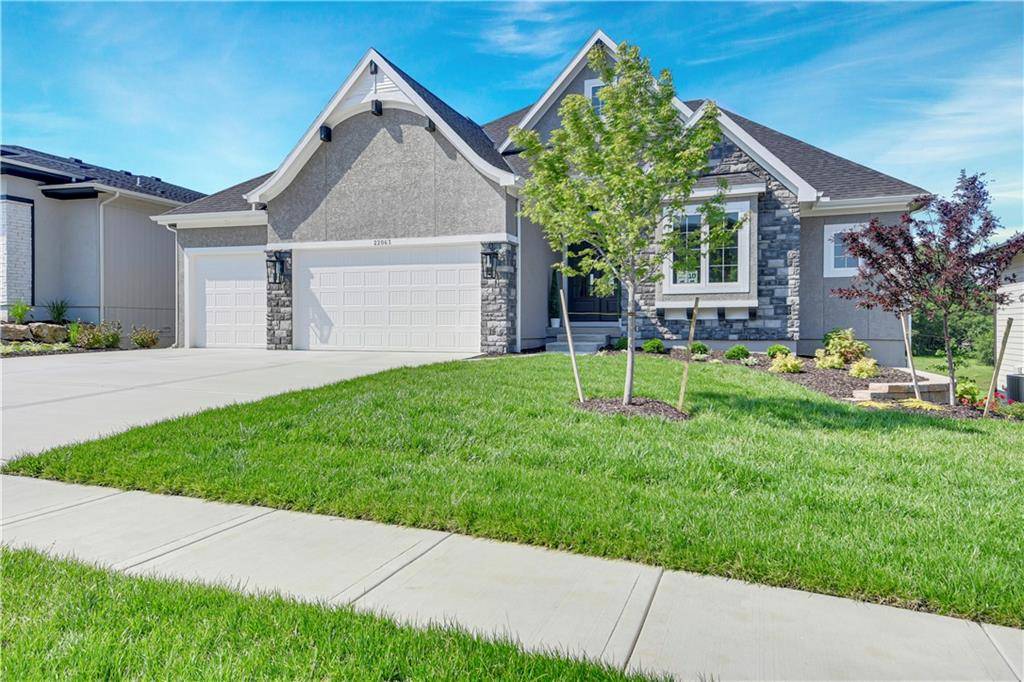 Lenexa, KS 66220,22063 W 100th TER