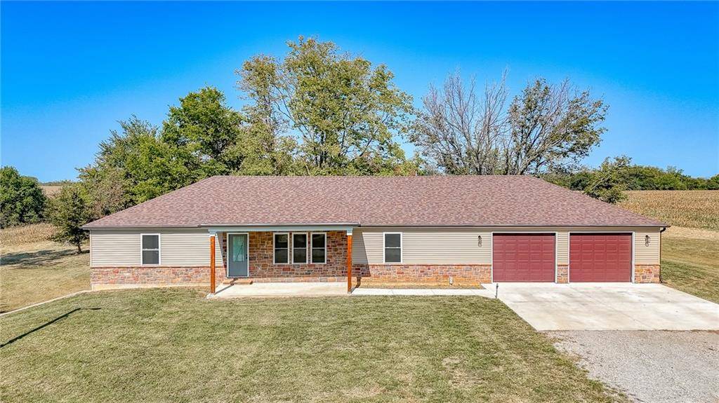 Leeton, MO 64761,363 SE PP HWY