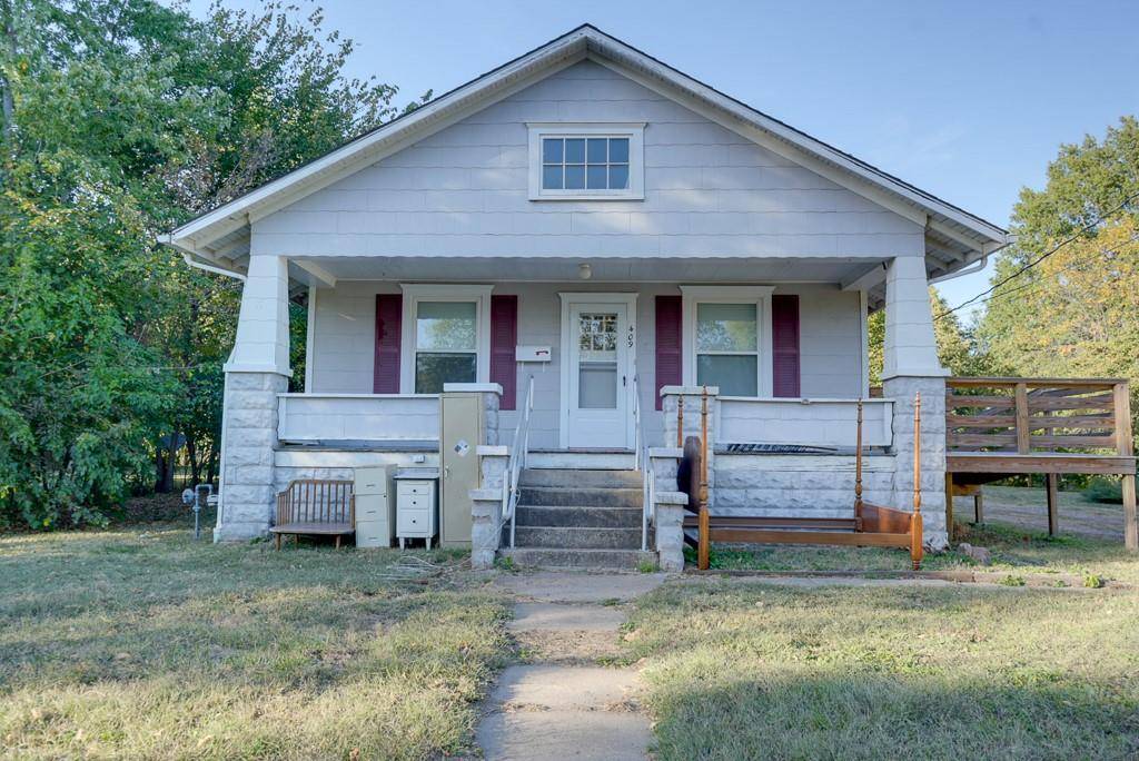 Odessa, MO 64076,409 E Mason ST