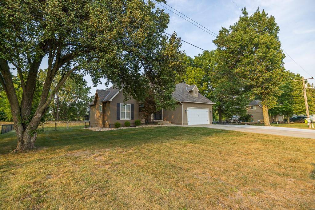 Harrisonville, MO 64701,3006 Twin Pines DR