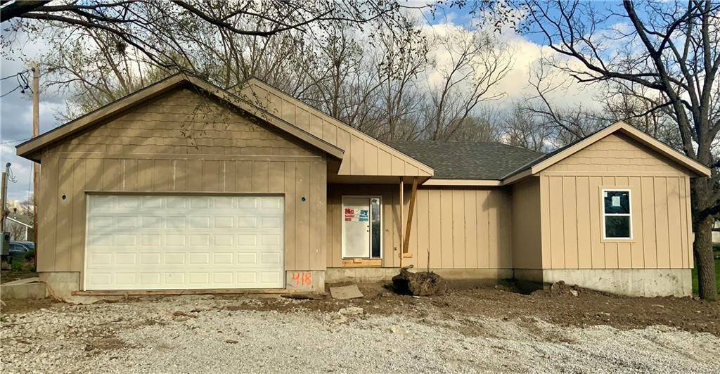 Pleasant Hill, MO 64080,418 N Taylor ST