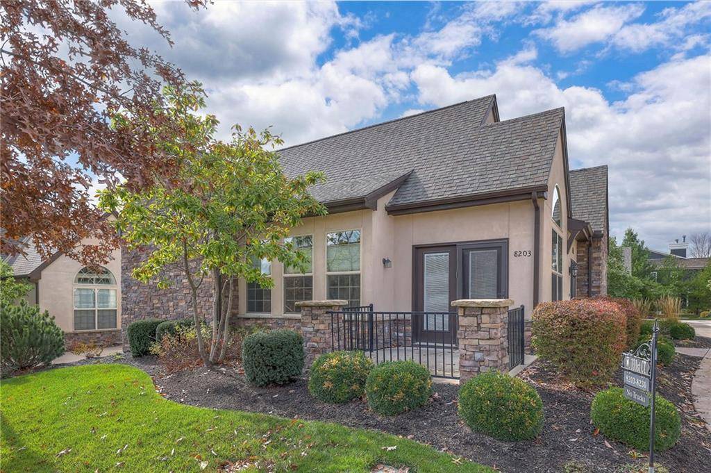 Overland Park, KS 66213,8203 W 131 CT