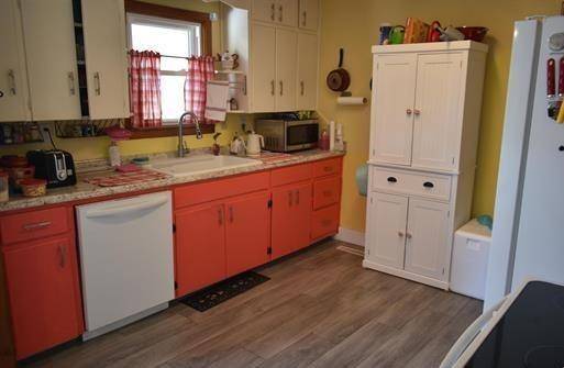 Winchester, KS 66097,208 4th ST