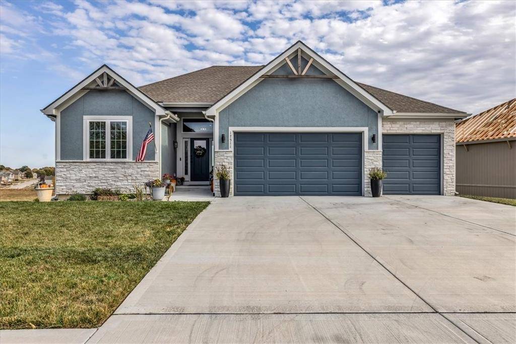 Smithville, MO 64089,17511 Greyhawke RDG