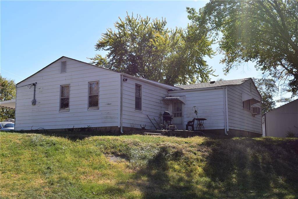 Osawatomie, KS 66064,106 15th ST