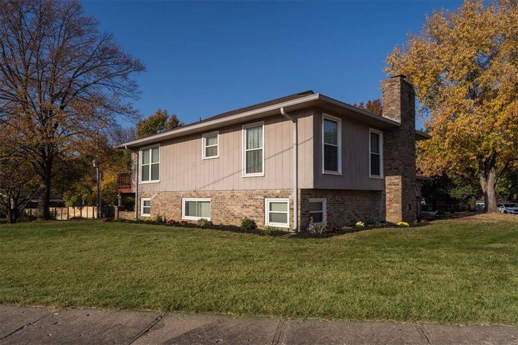 Lawrence, KS 66046,603 W 28th PL