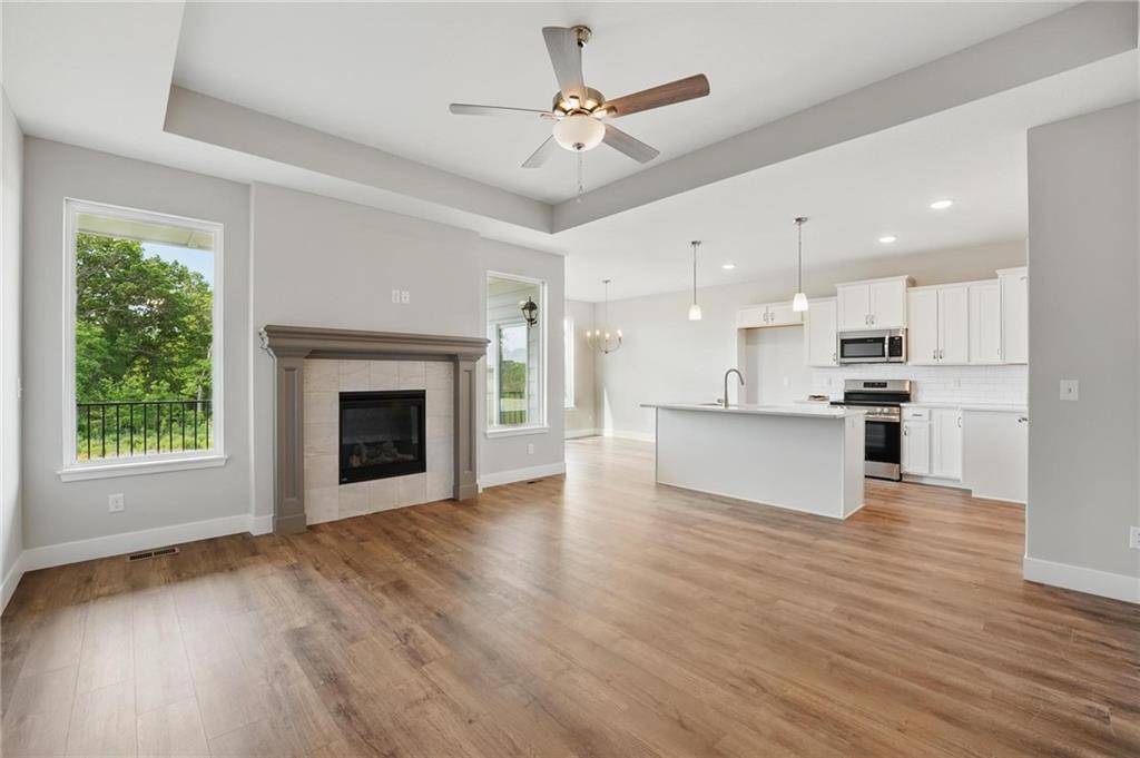 Kansas City, MO 64154,3001 NW 95th TER