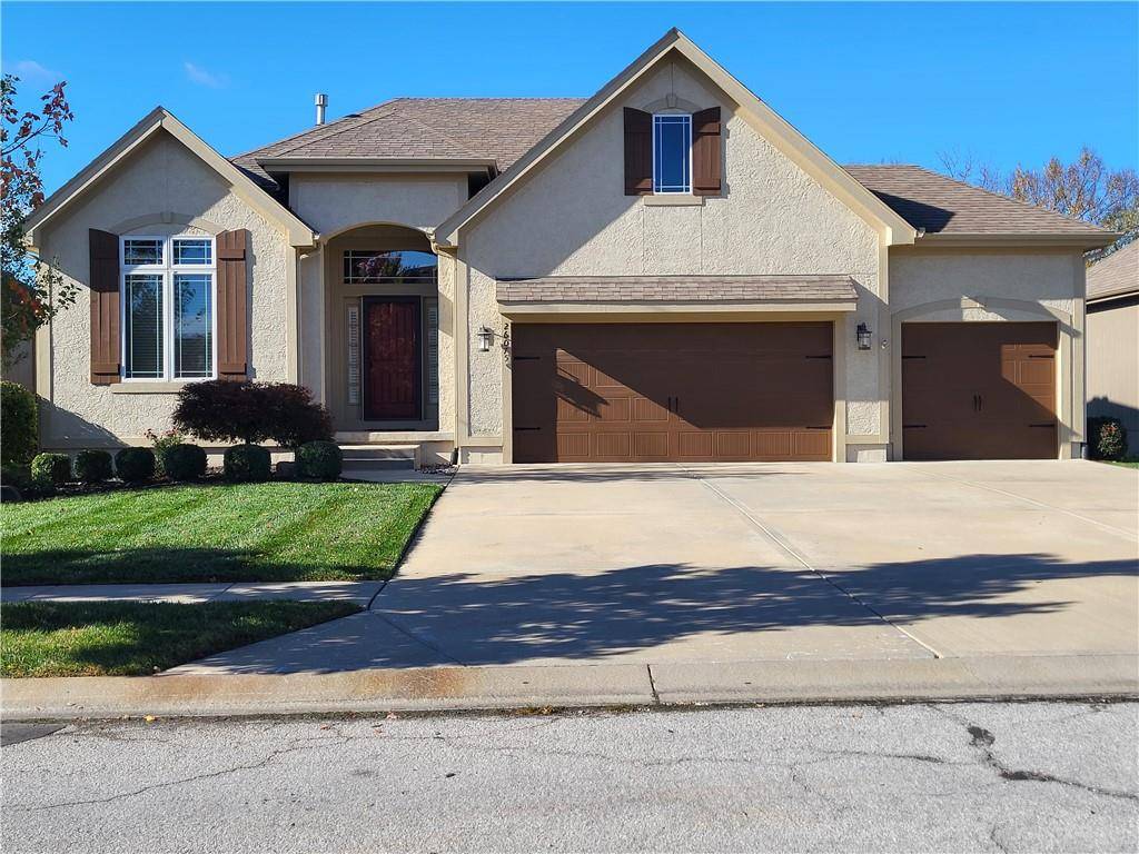 Olathe, KS 66061,26075 W 143rd PL