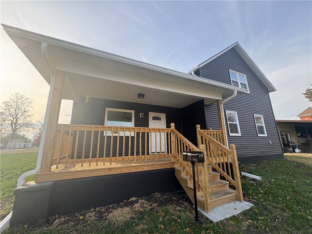 Stanberry, MO 64489,315 N Park ST