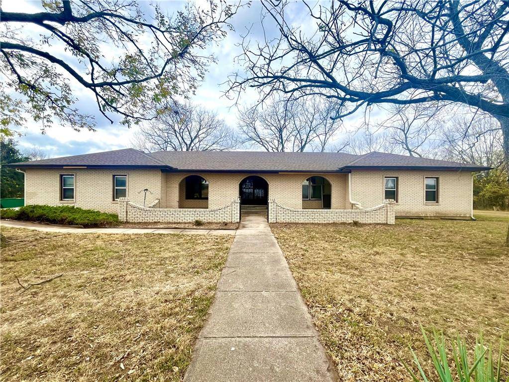 Fort Scott, KS 66701,972 240th ST