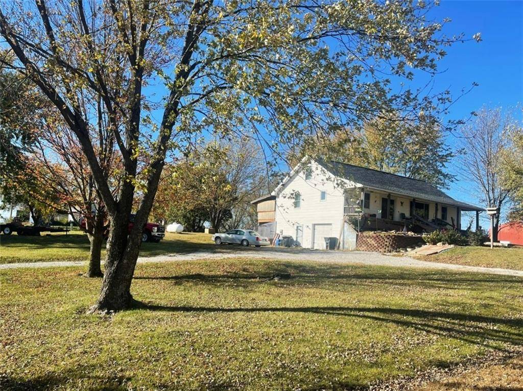 Lathrop, MO 64465,5054 SE Yuma DR