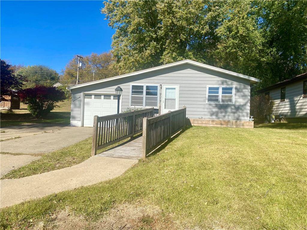 St Joseph, MO 64505,713 Logan ST