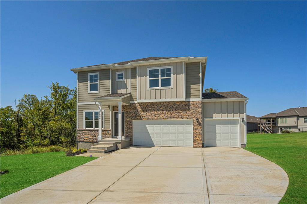 Peculiar, MO 64078,11005 East Ridge CT