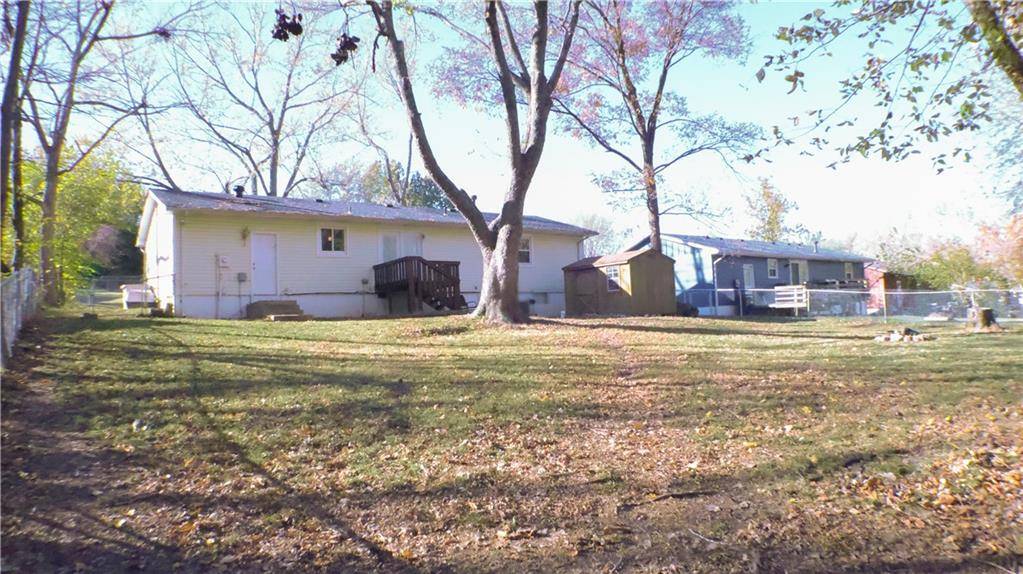 Warrensburg, MO 64093,187 SE 411th RD