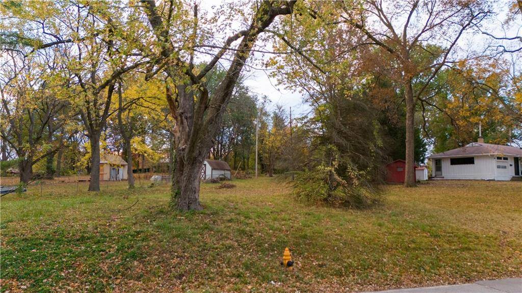 Independence, MO 64052,3121 S SHELEY RD